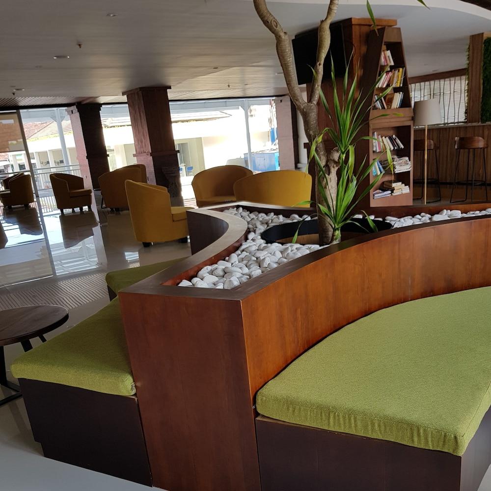 New Garden View Resort Legian Εξωτερικό φωτογραφία